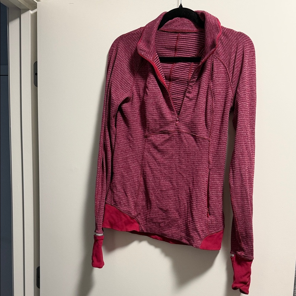 Lululemon quarter zip 
Great condition 
Size 6 (tag not attached)